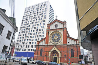 Primăria Capitalei nu a primit nicio ofertă pentru demolarea clădirii Cathedral Plaza