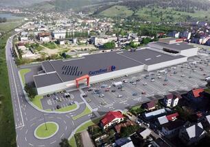 NEPI a inaugurat centrul comercial Shopping City din Piatra Neamţ, după o investiţie de 25 mil. euro