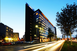 Bristol Myers Squibb rămâne încă 5 ani în clădirea de birouri Europe House