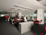 Birouri de închiriat în Unicredit Tower