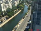 Birouri de închiriat în River Plaza