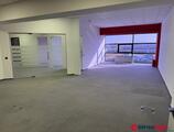 Birouri de închiriat în Airport Plaza