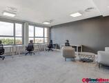Birouri de închiriat în Alegeti opțiuni de spații de lucru co-working moderne in Spaces Business Garden