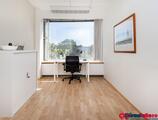Birouri de închiriat în Alegeti opțiuni de spații de lucru co-working moderne in Spaces Business Garden
