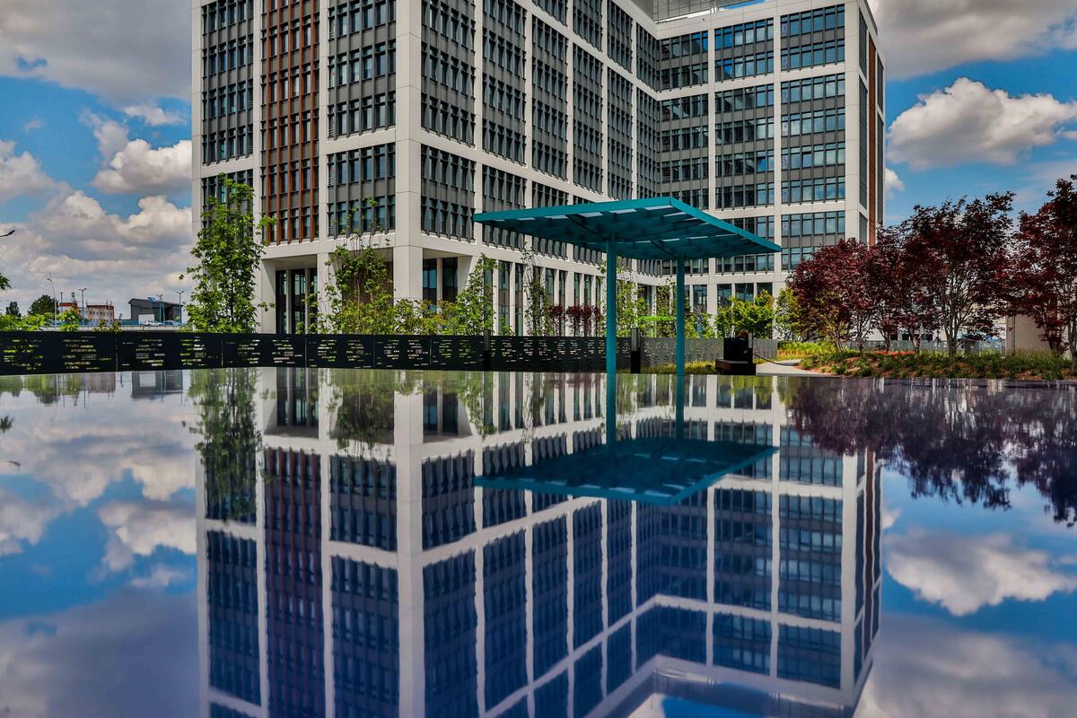 Cel mai mare brand de bijuterii din lume își mută biroul din România în Business Garden Bucharest