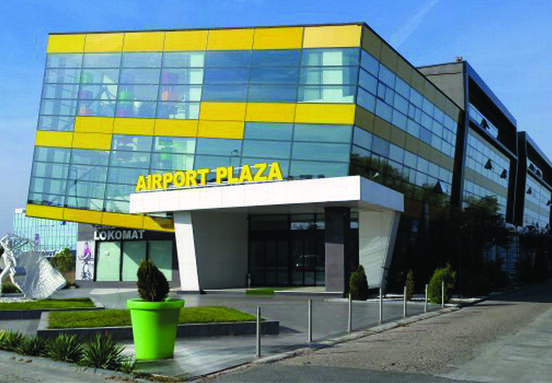 Airport Plaza