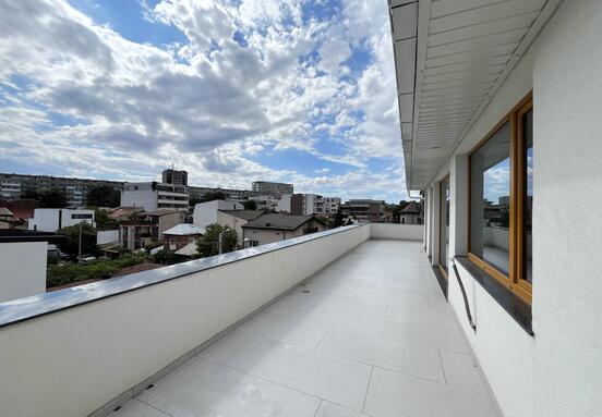 4 CAMERE || SPATIOS || LUMINOS || TERASA 50 MP || DOMENII